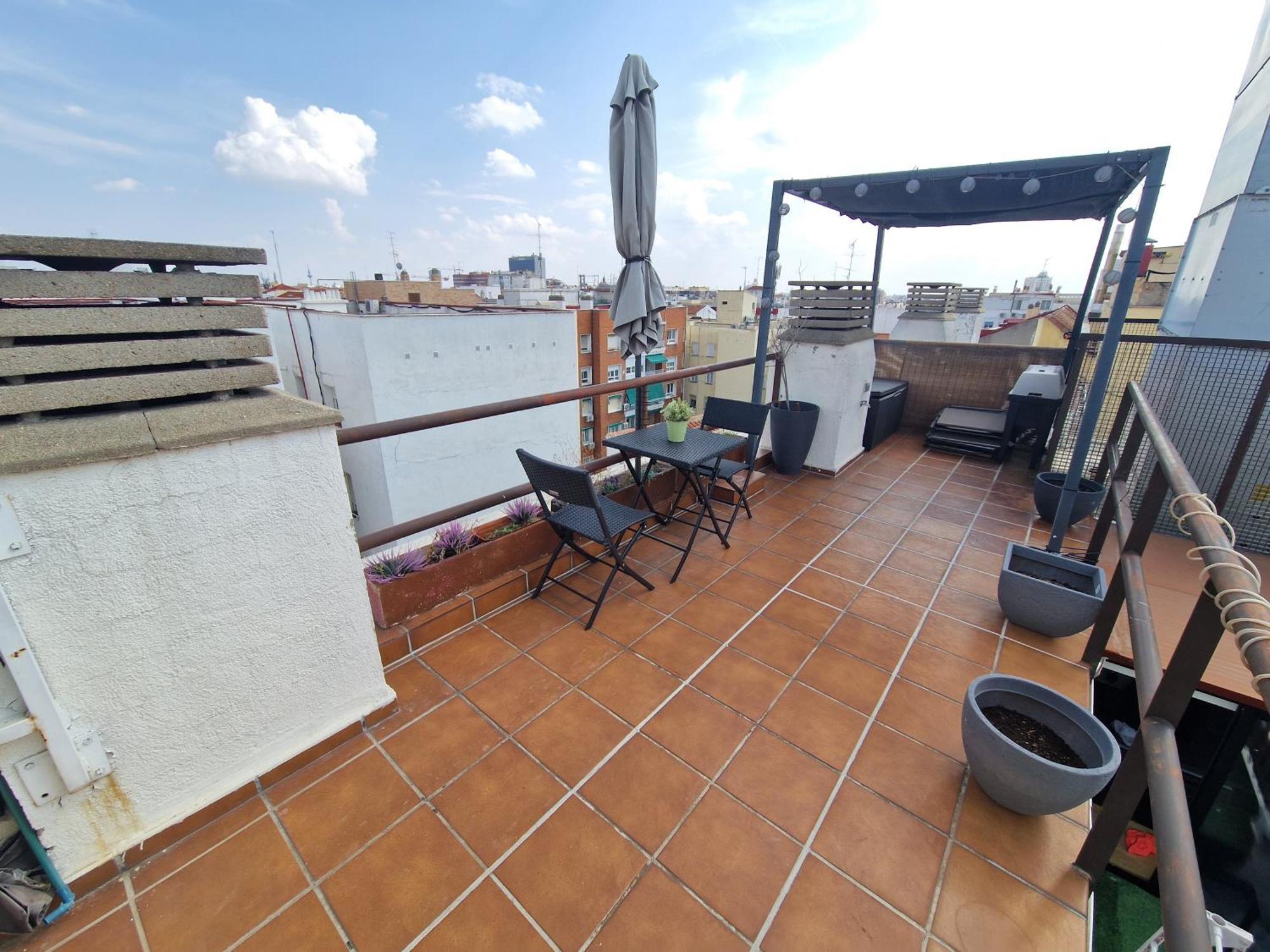 Estupendo Atico Triplex En Arapiles Apartamento Madrid